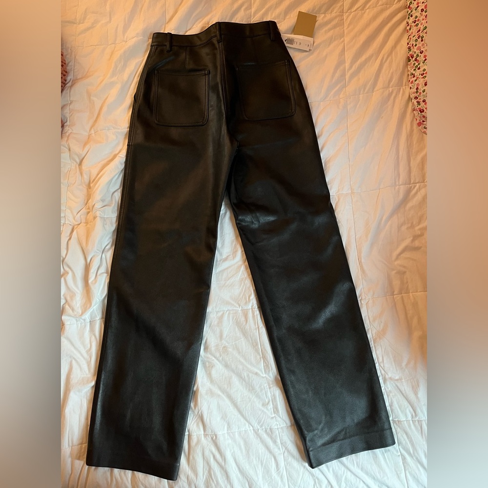Aritzia black leather pants size 6 - Picture 3 of 3